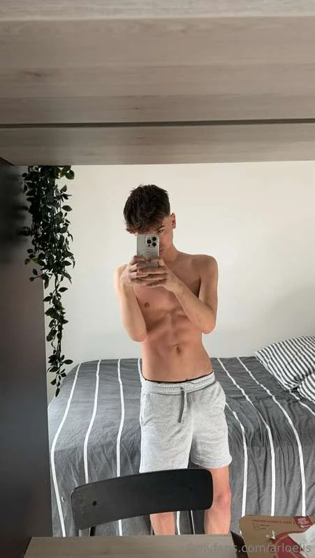 Arlo Ellis nude Photo /  Porn - Photo #21