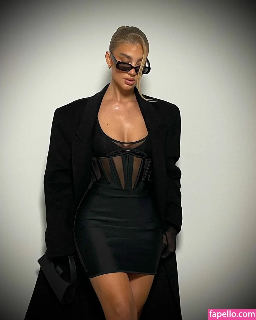 Squiirt Queen 💕 nude Photo /  Porn - Photo #11