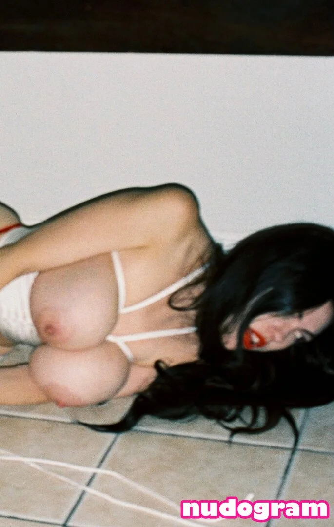 Mariah nude Photo /  Porn - Photo #14