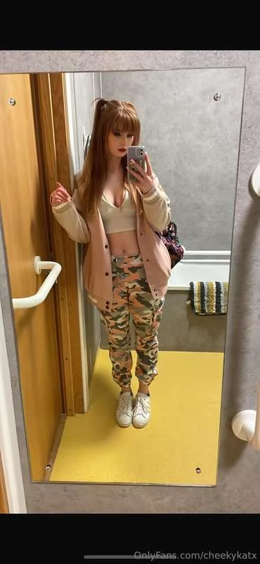 Kat nude Photo / cheekykatx Porn - Photo #12