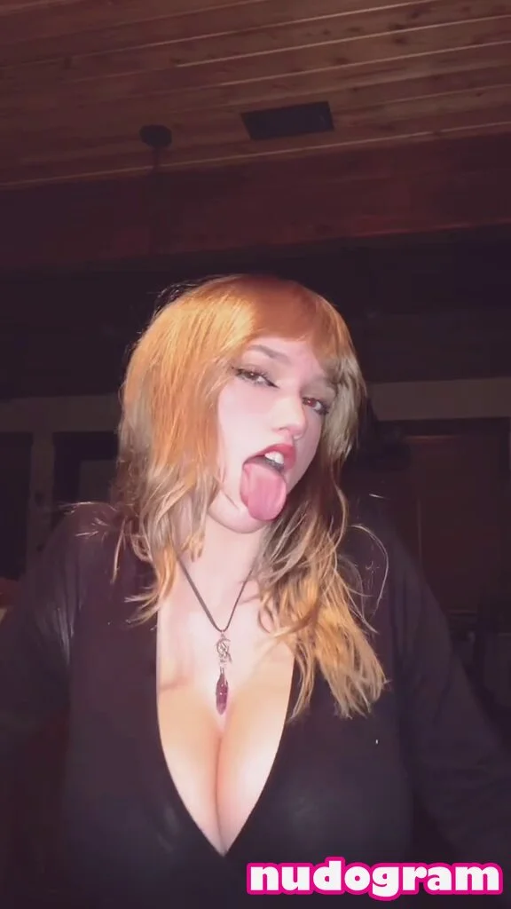 Mak Lynn nude Photo /  Porn - Photo #35