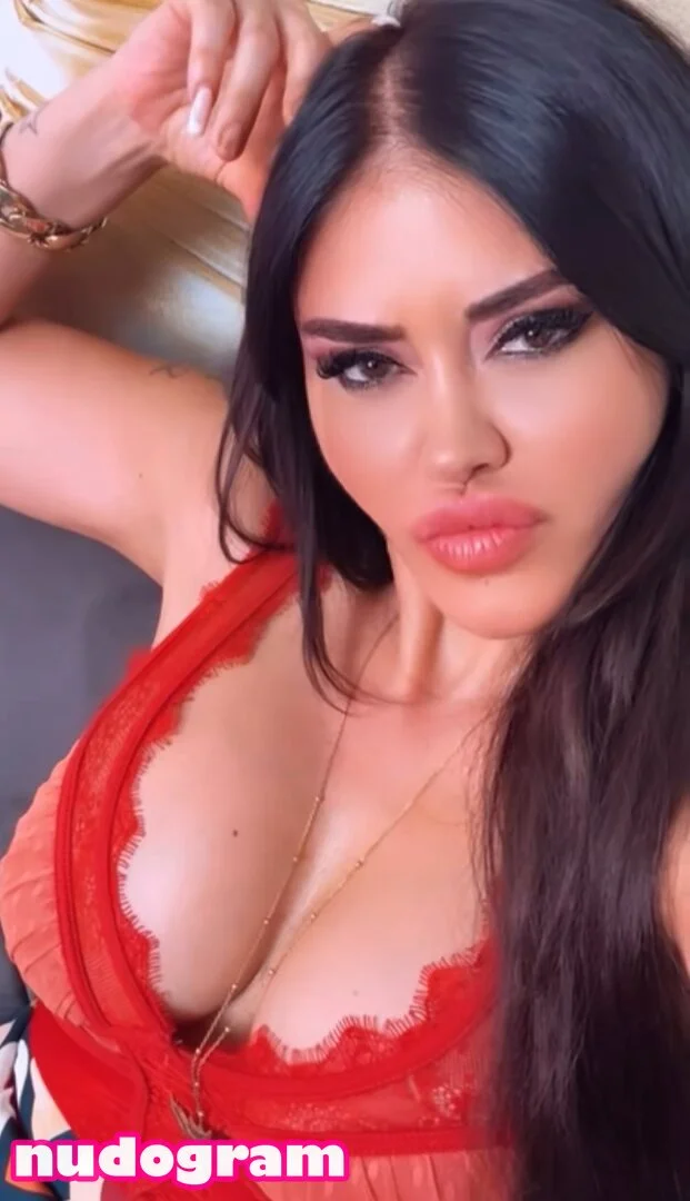 EBRU POLAT nude Photo /  Porn - Photo #9