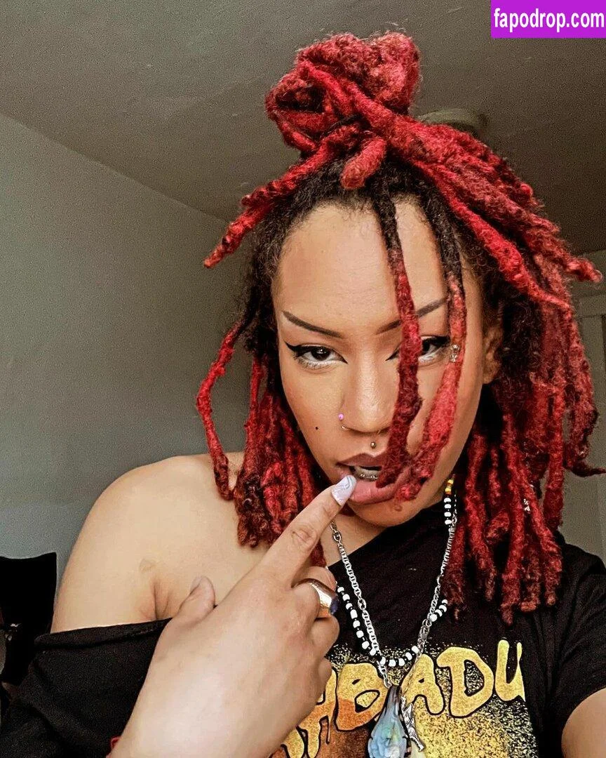 Gia Kush nude Photo /  Porn - Photo #5