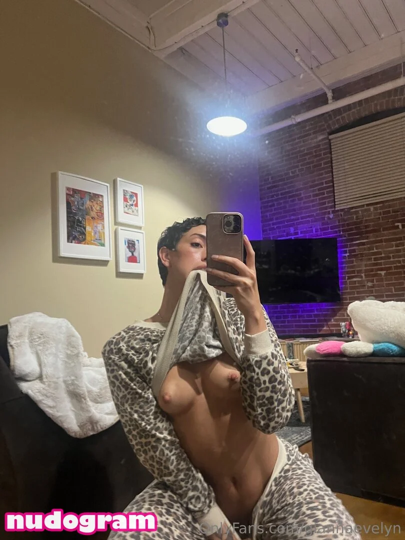 Giannaevelyn nude Photo /  Porn - Photo #11
