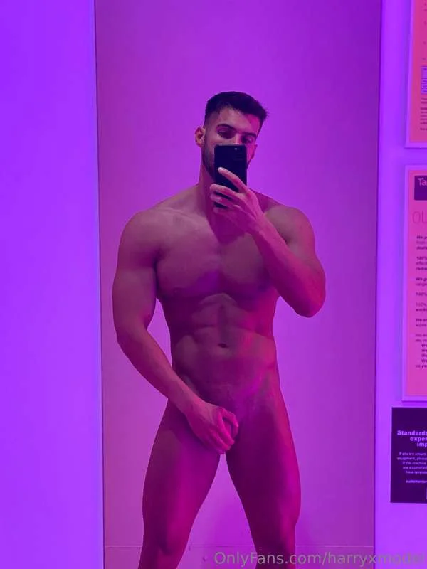 Harry Hart nude Photo /  Porn - Photo #21