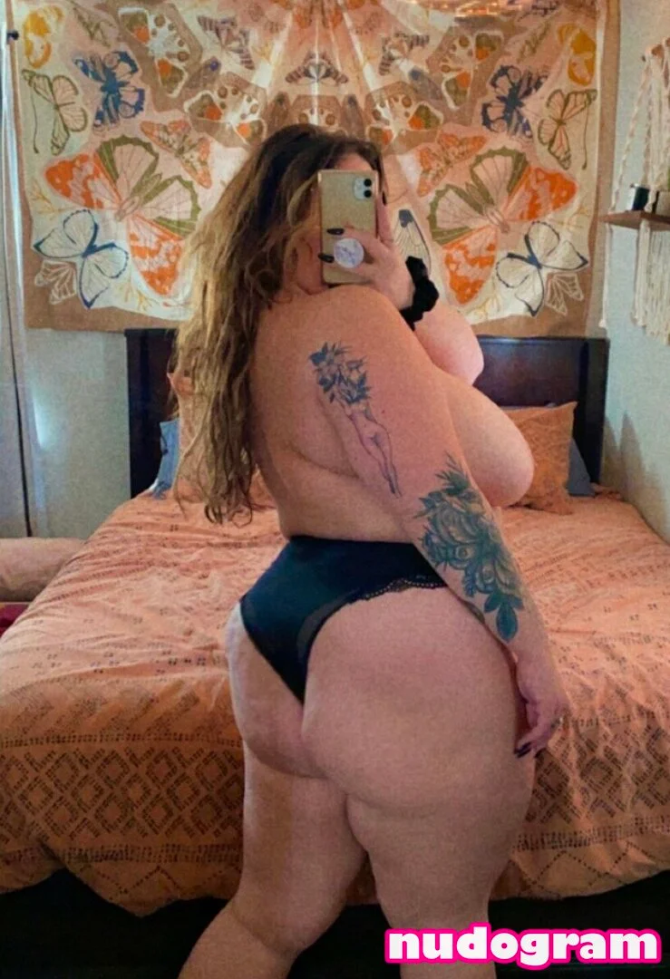 N ✨ nude Photo / hernamewasnikki Porn - Photo #1