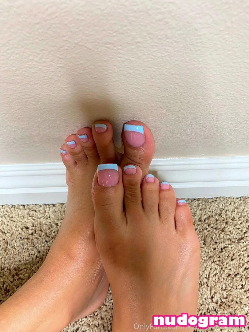 D I S N E Y nude Photo /  Porn - Photo #29