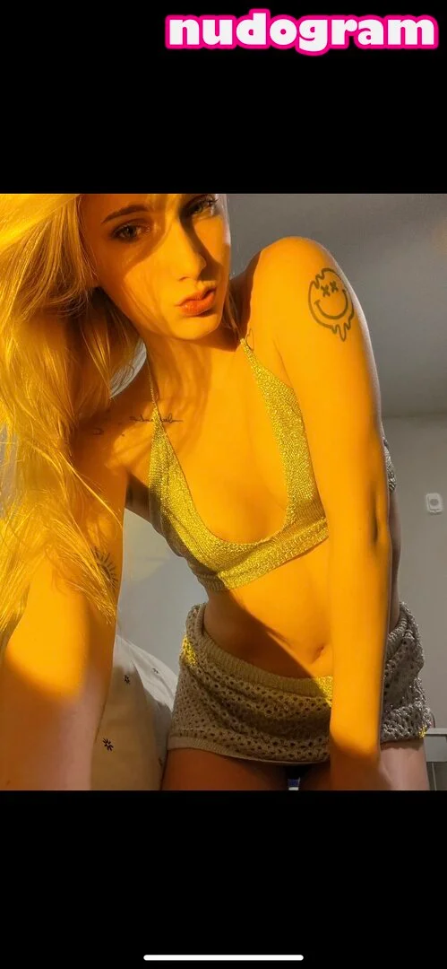 Kyky nude Photo /  Porn - Photo #22