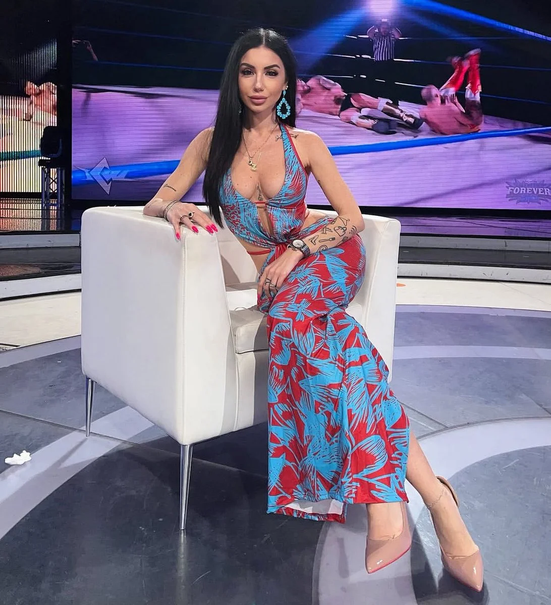 Lara La zia nude Photo /  Porn - Photo #11