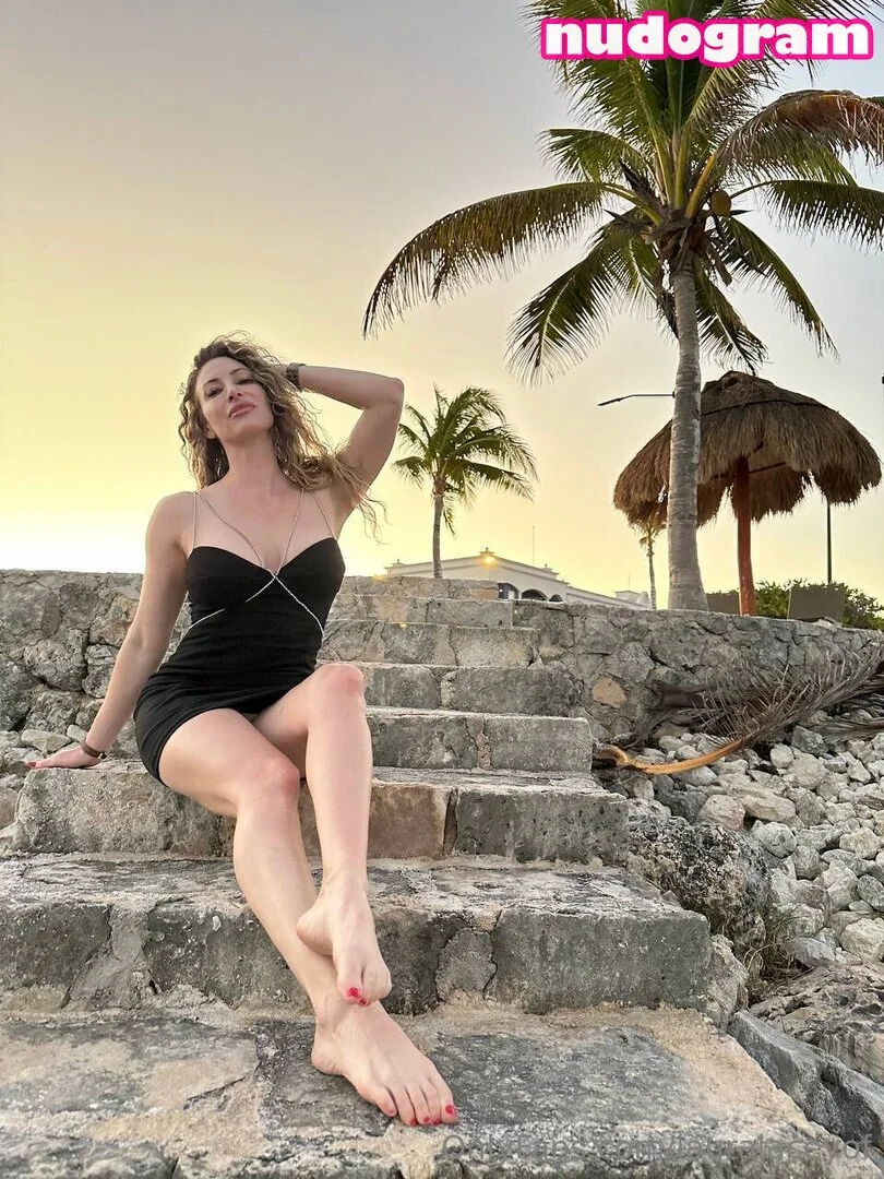 NAUGHTY TEACHER 😈😈😈 nude Photo /  Porn - Photo #1