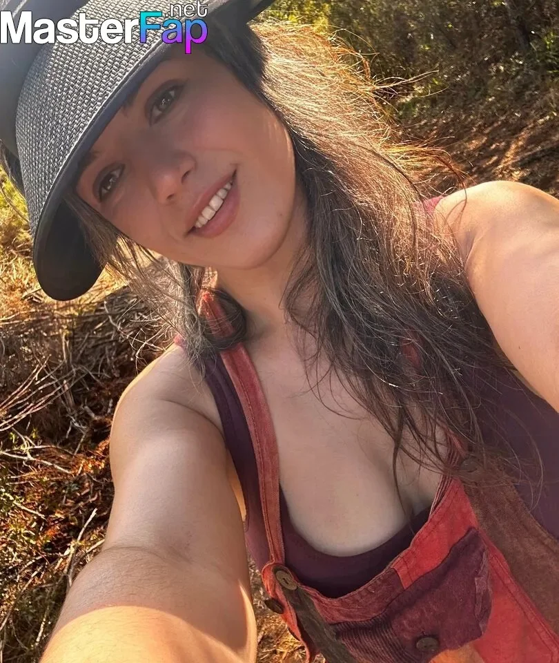 Lea and Bear nude Photo /  Porn - Photo #26