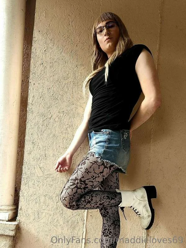 Maddieloves nude Photo /  Porn - Photo #4