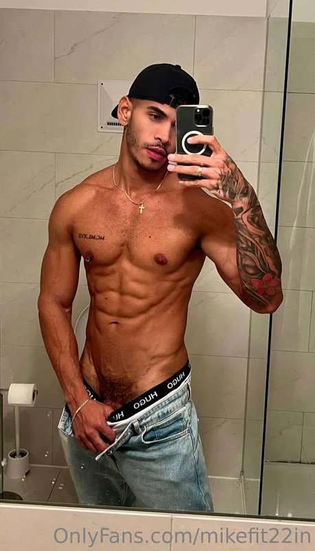 Mikefit nude Photo /  Porn - Photo #1