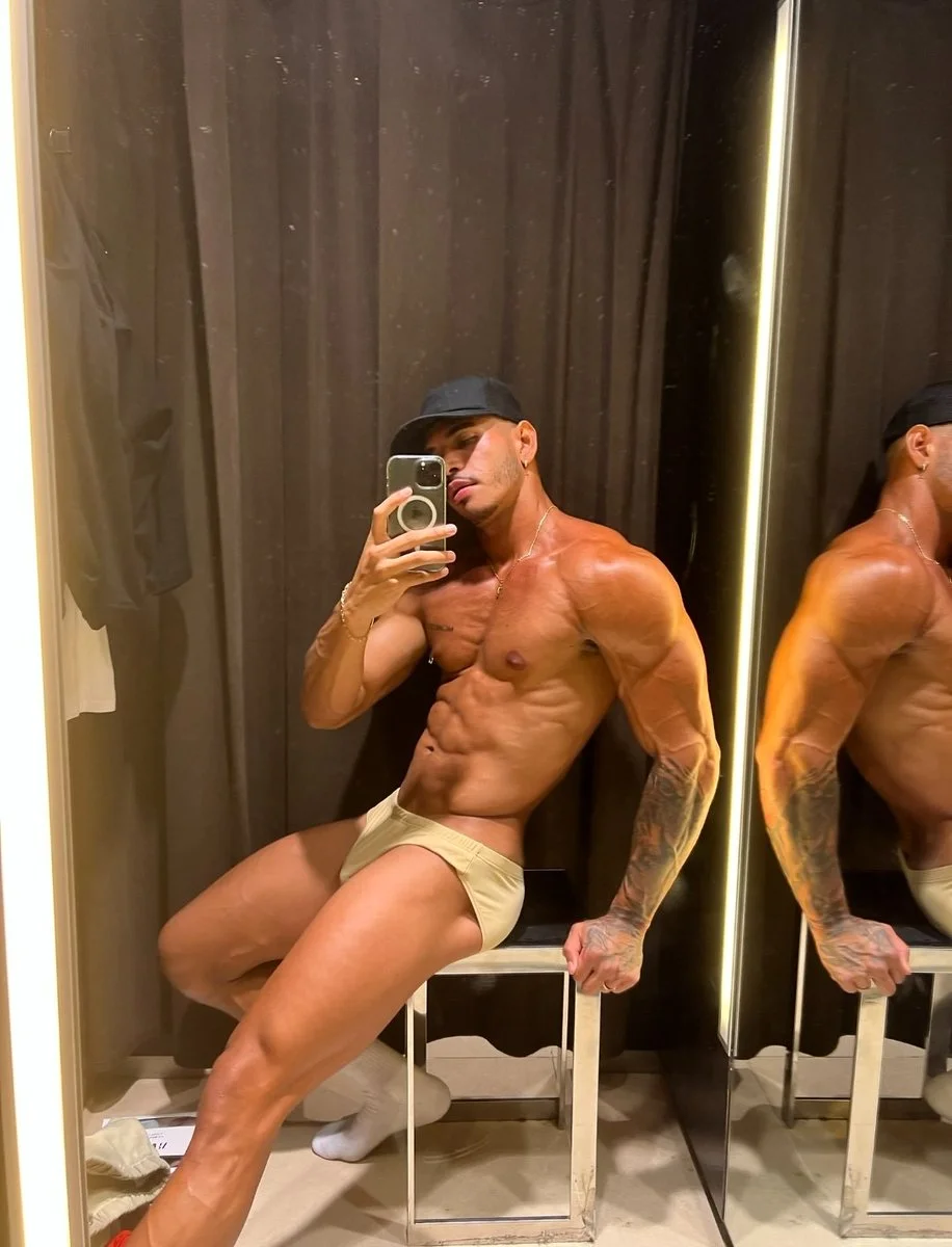 Mikefit nude Photo /  Porn - Photo #32