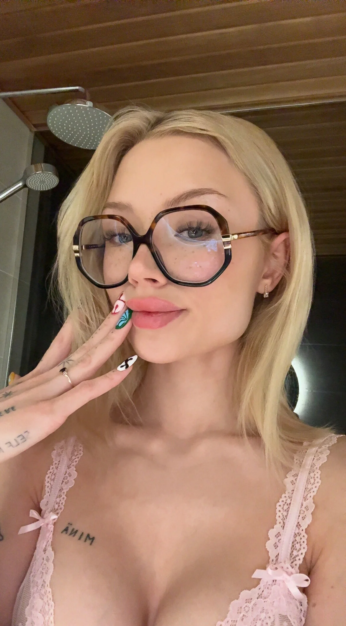 MintbbVIP nude Photo /  Porn - Photo #2