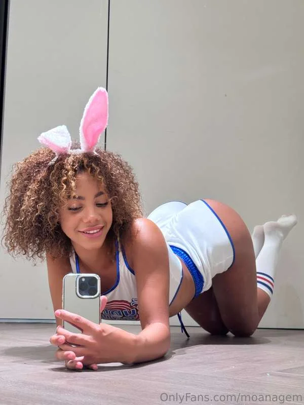 𝐌𝐎𝐀𝐍𝐀🌟𝐄𝐋𝐈𝐓𝐄 𝐂𝐋𝐔𝐁 nude Photo /  Porn - Photo #23