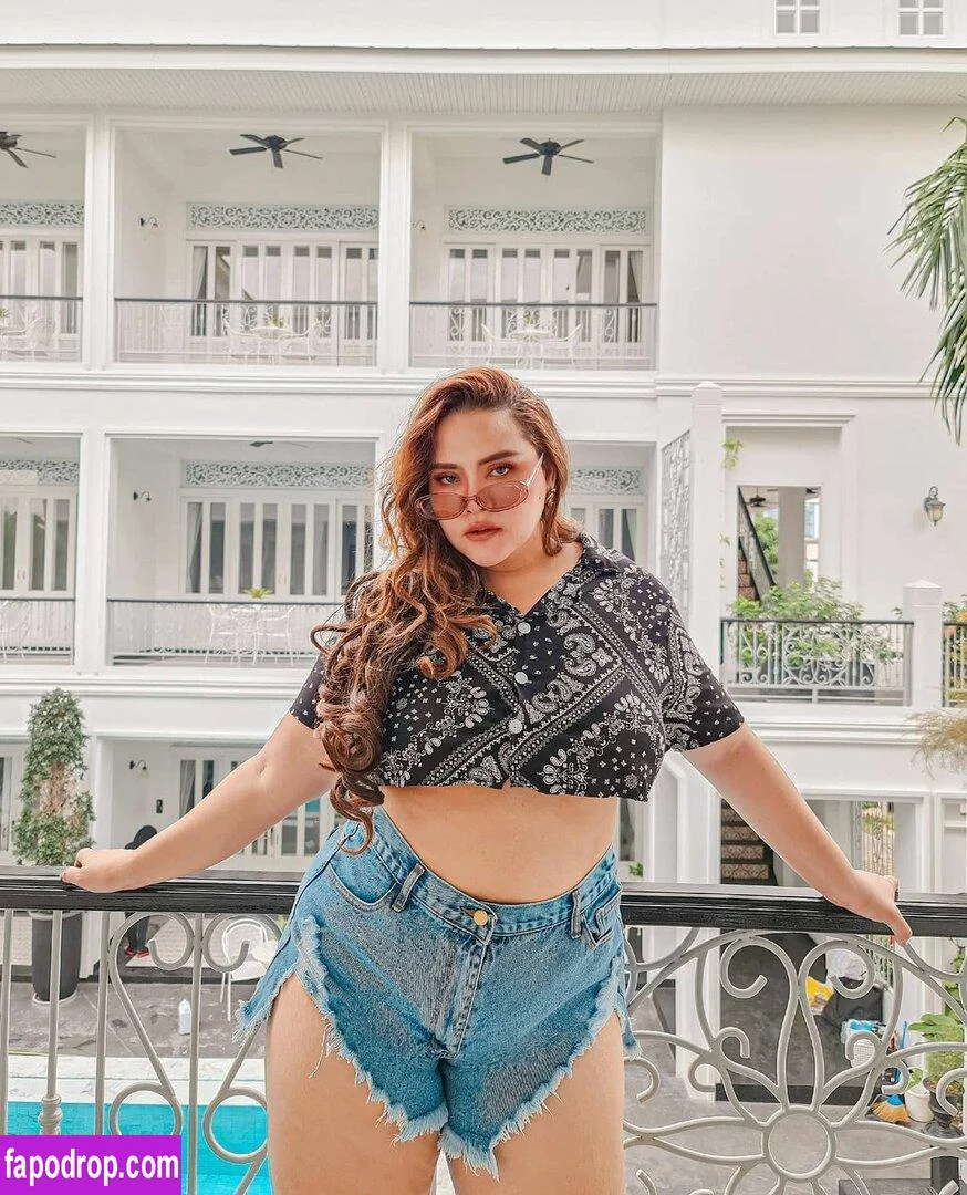 Money tsia nude Photo /  Porn - Photo #24