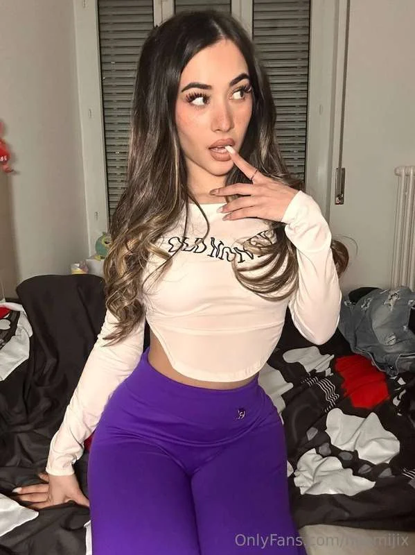 𝗻𝗼𝗲𝗺𝗶𝗷𝗶𝘅 nude Photo /  Porn - Photo #20