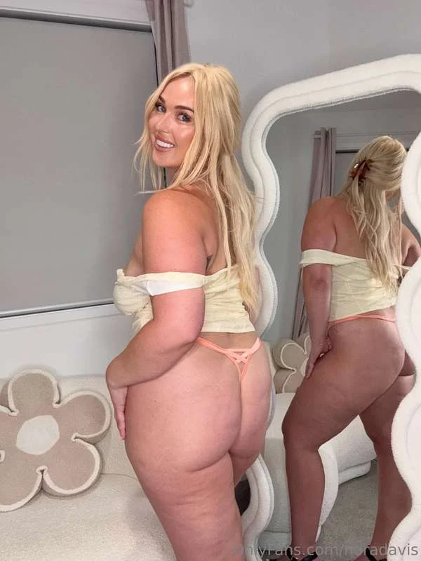 Nora 🥰 nude Photo /  Porn - Photo #20