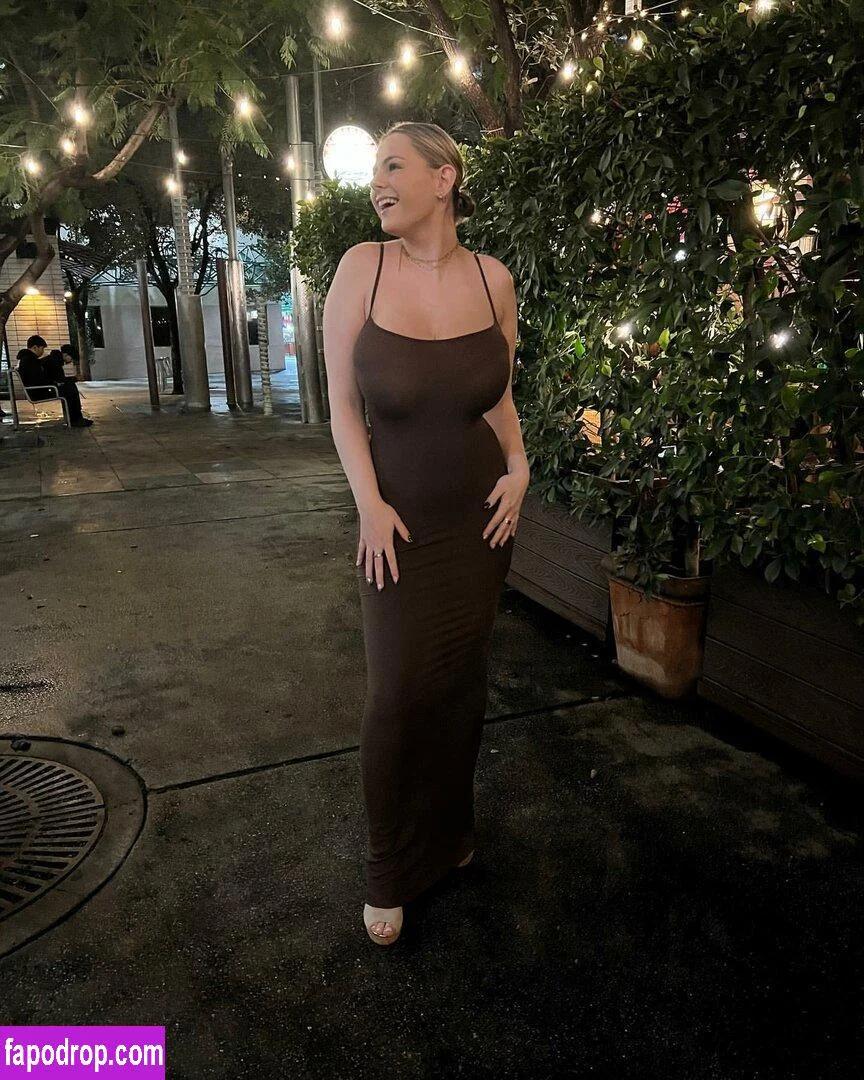 Emspensiveemily nude Photo /  Porn - Photo #13