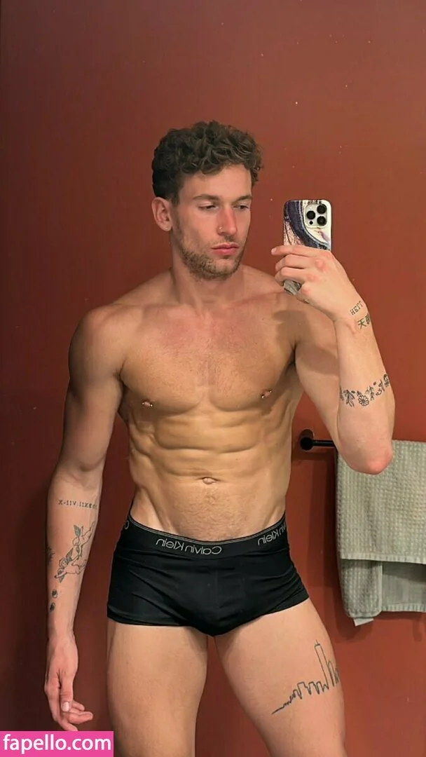 OnlyXXXGuys nude Photo /  Porn - Photo #33