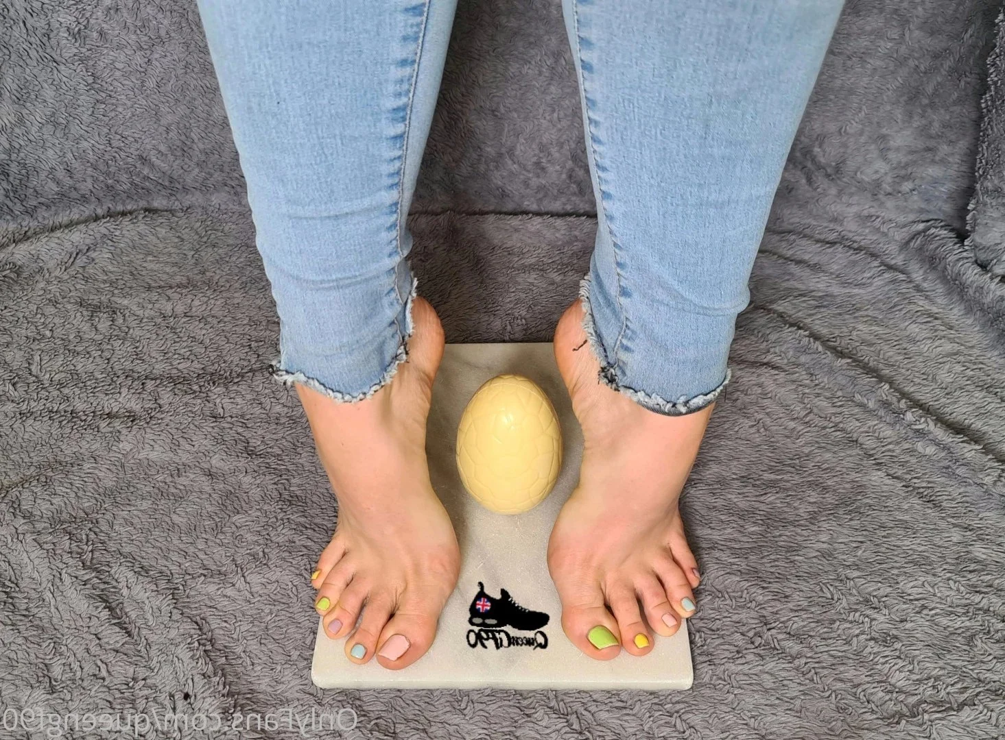 The Foot Queen of England nude Photo /  Porn - Photo #18