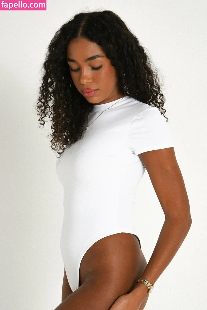 Sarah Jayne Dunn nude Photo /  Porn - Photo #7