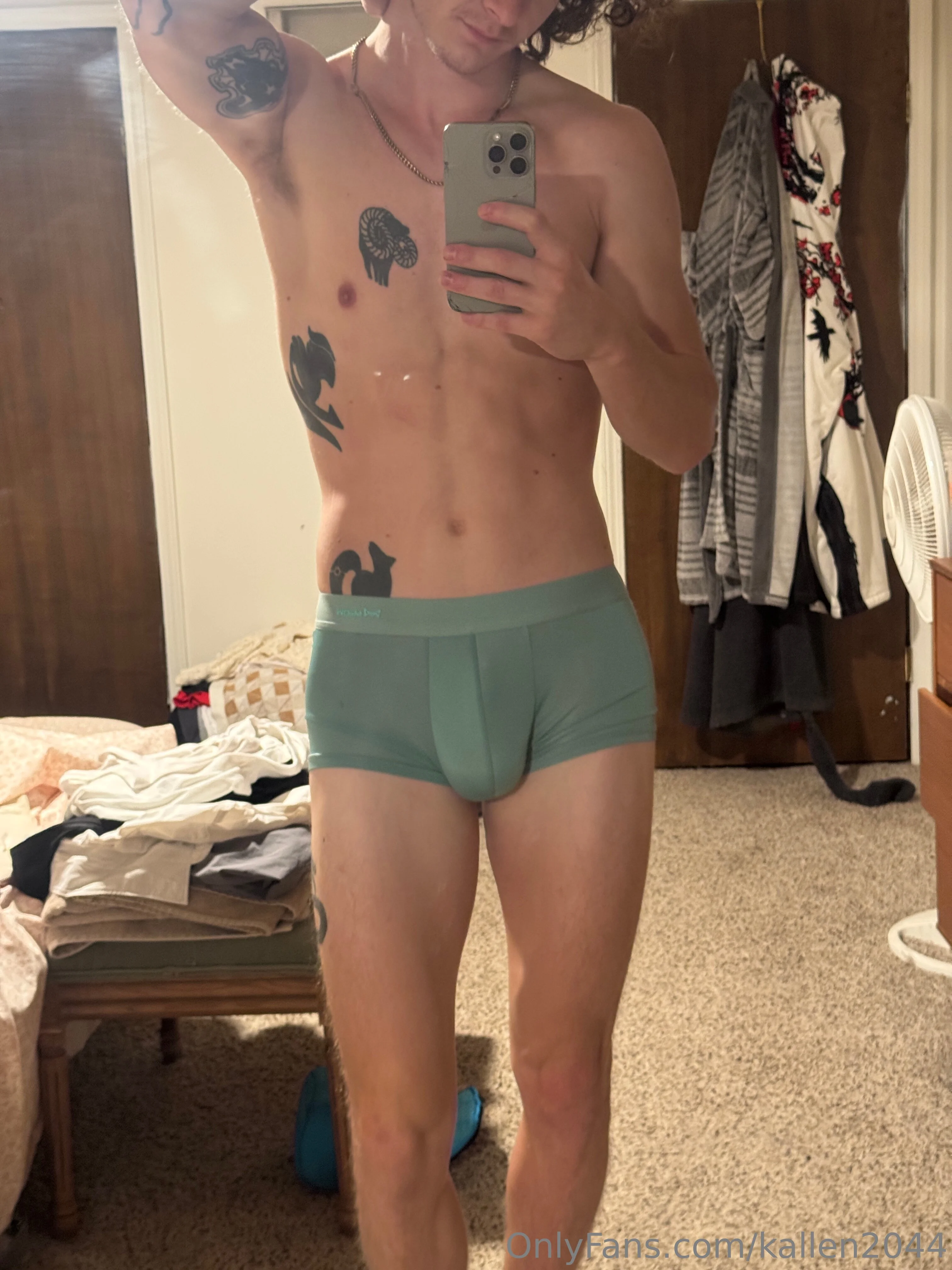 Kyle Allen nude Photo /  Porn - Photo #1