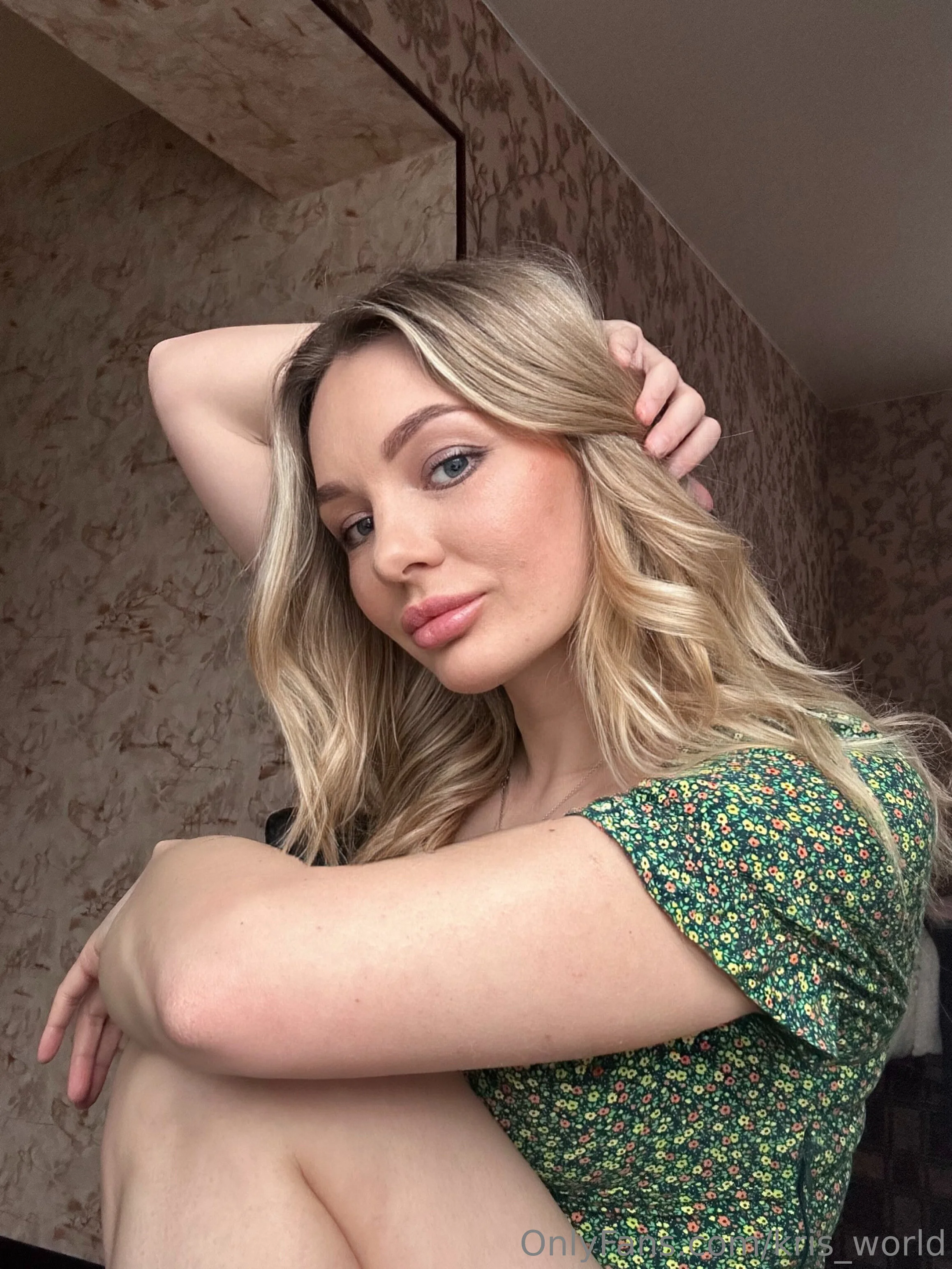 Kris nude Photo /  Porn - Photo #8