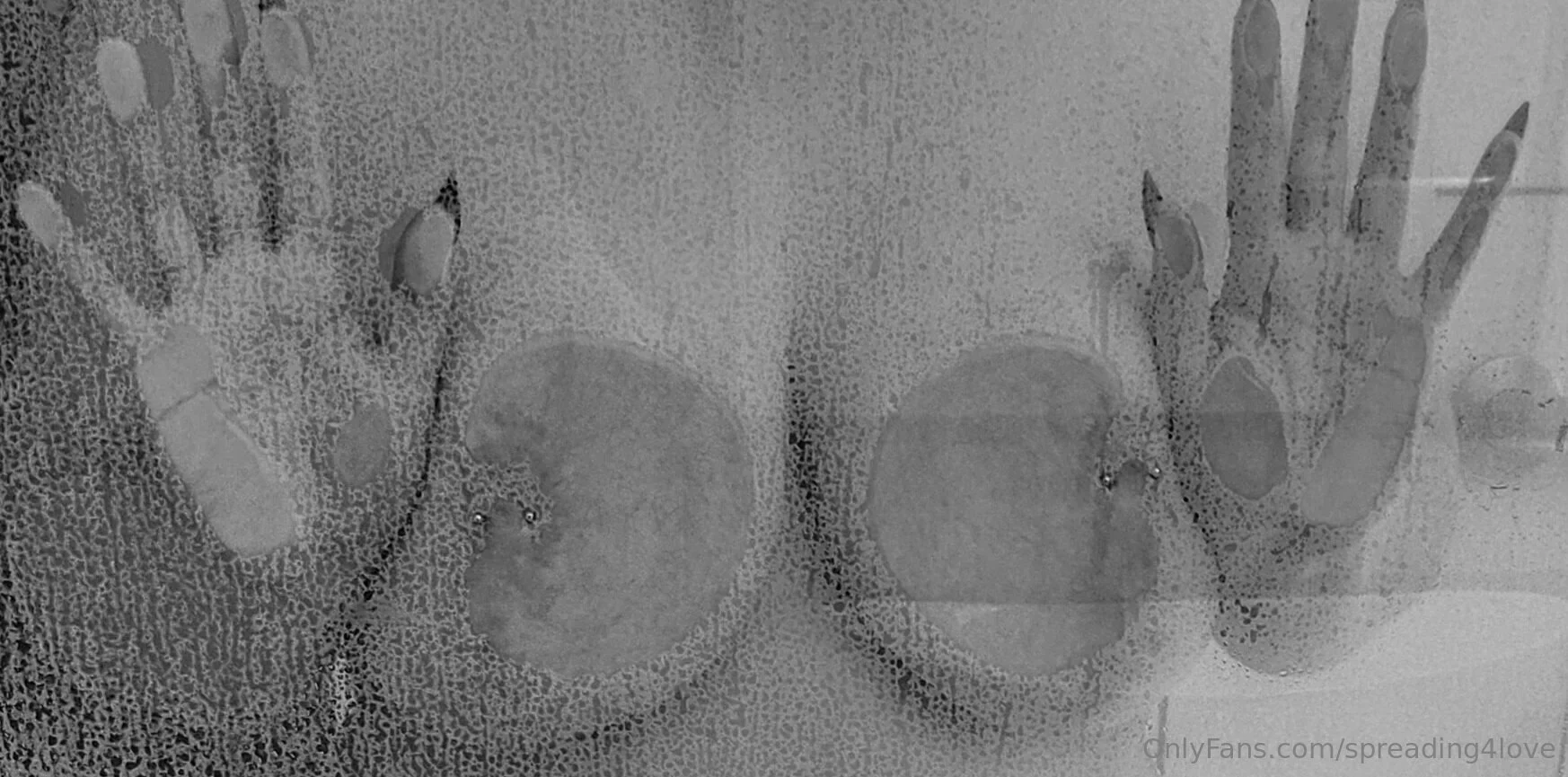 Jena Spreading nude Photo /  Porn - Photo #3