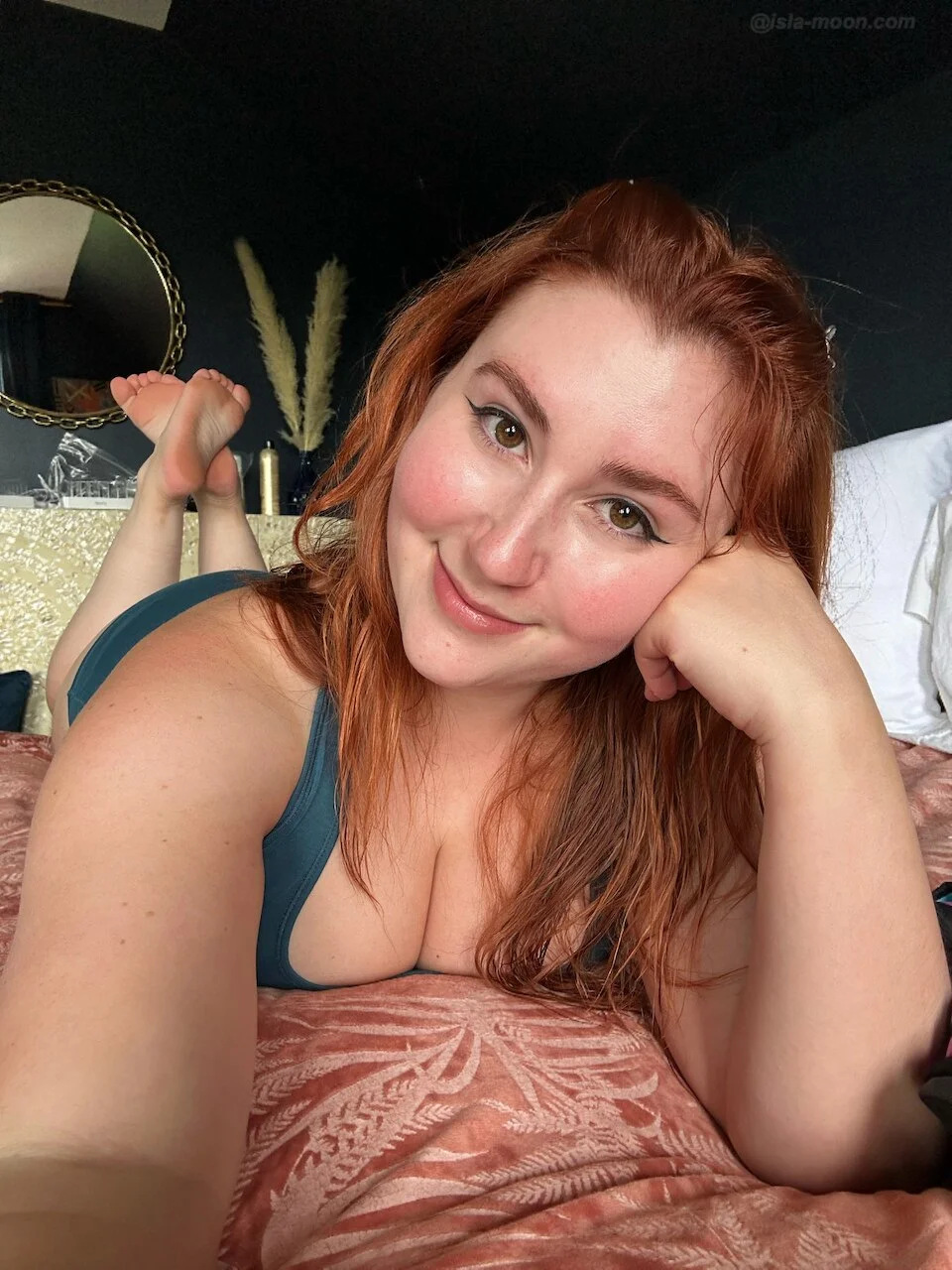 Isla Moon✨Free inst