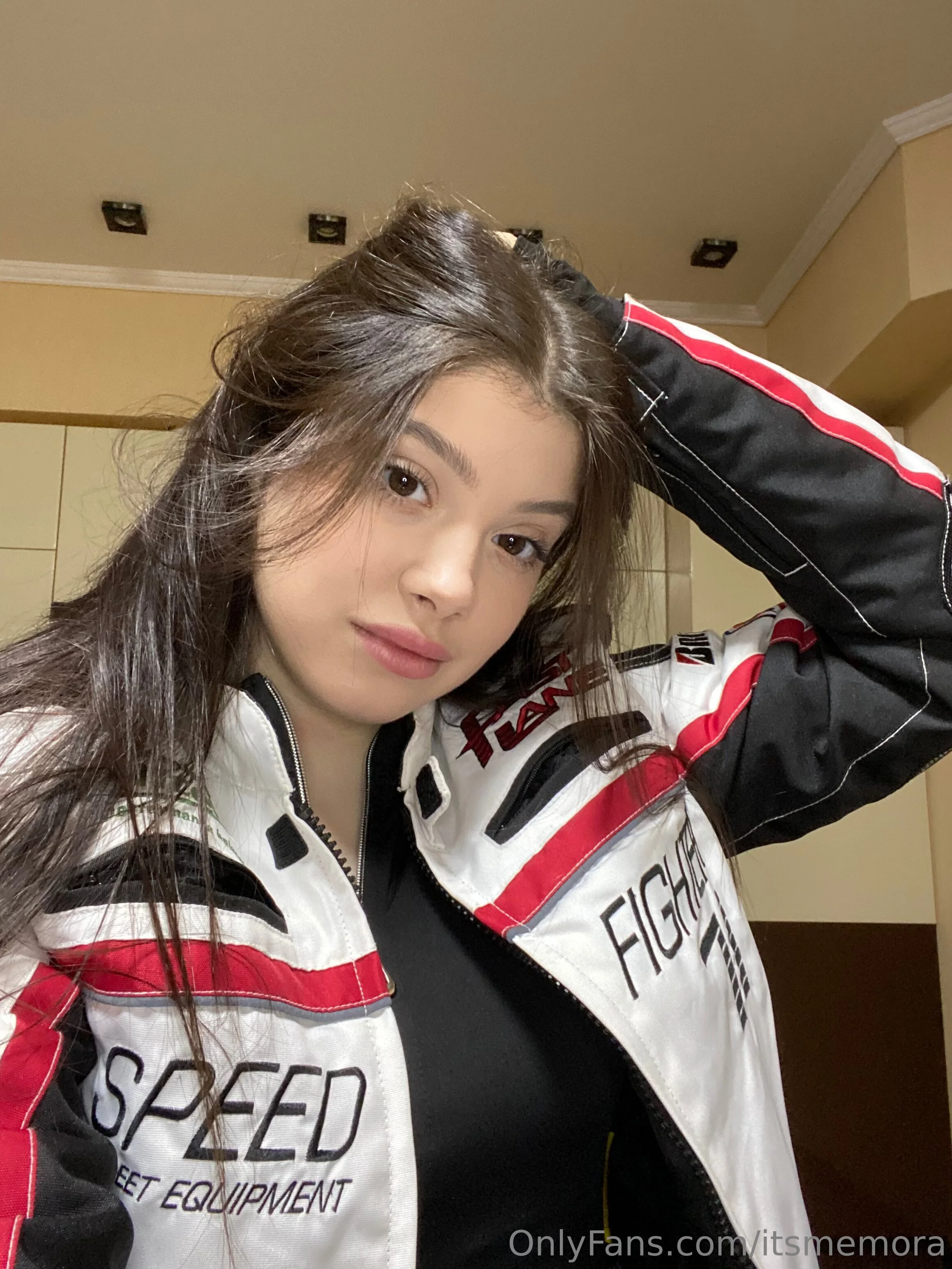 Mora🎀 @itsmemora body measurements