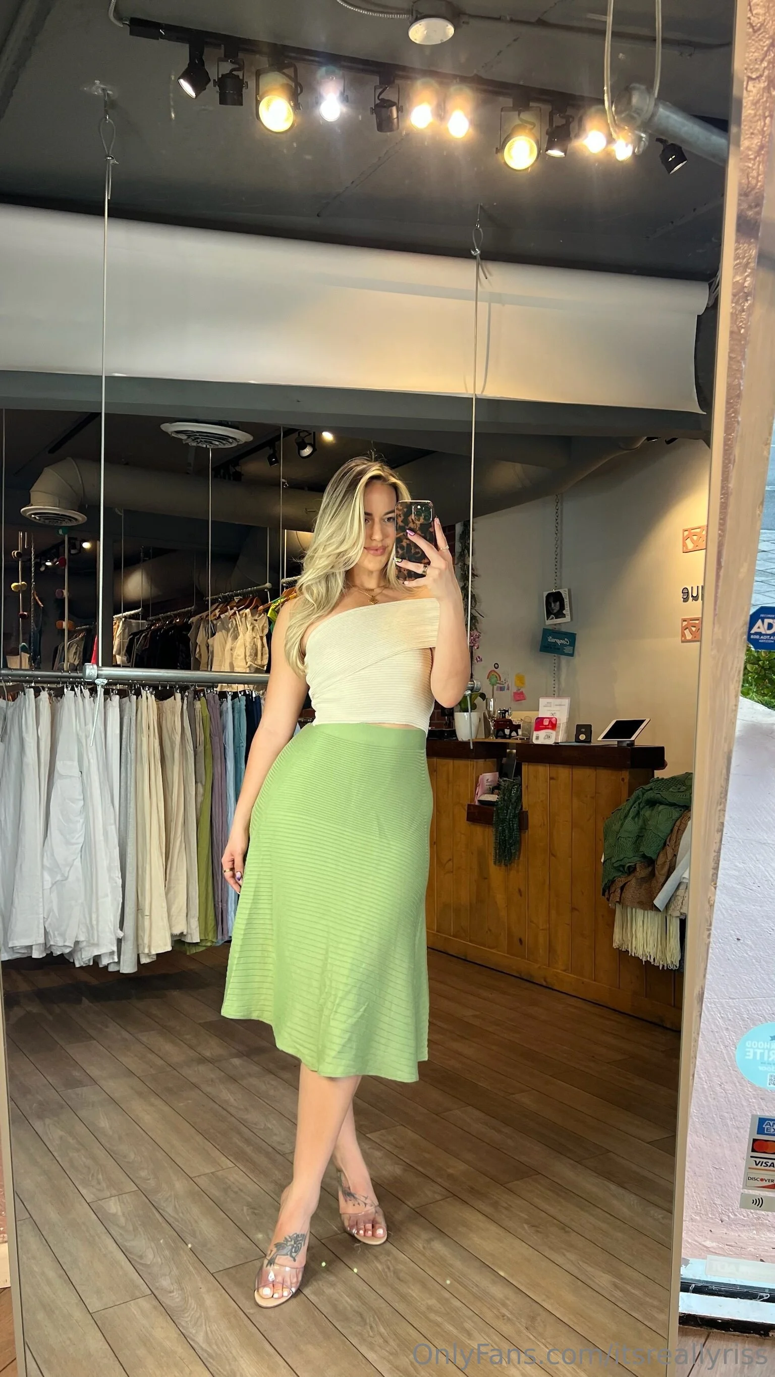 RISS 🤍 @itsreallyriss naked pics of angie