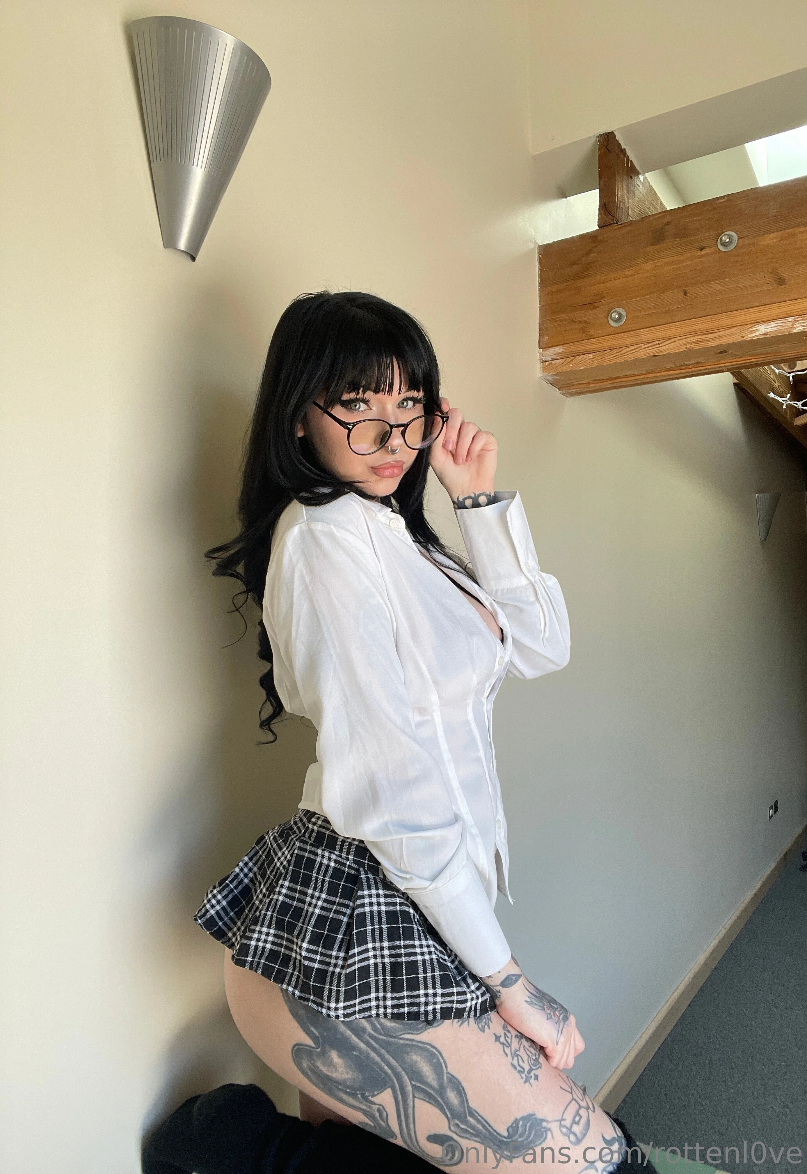 Your willpower's my favorite toy 😈