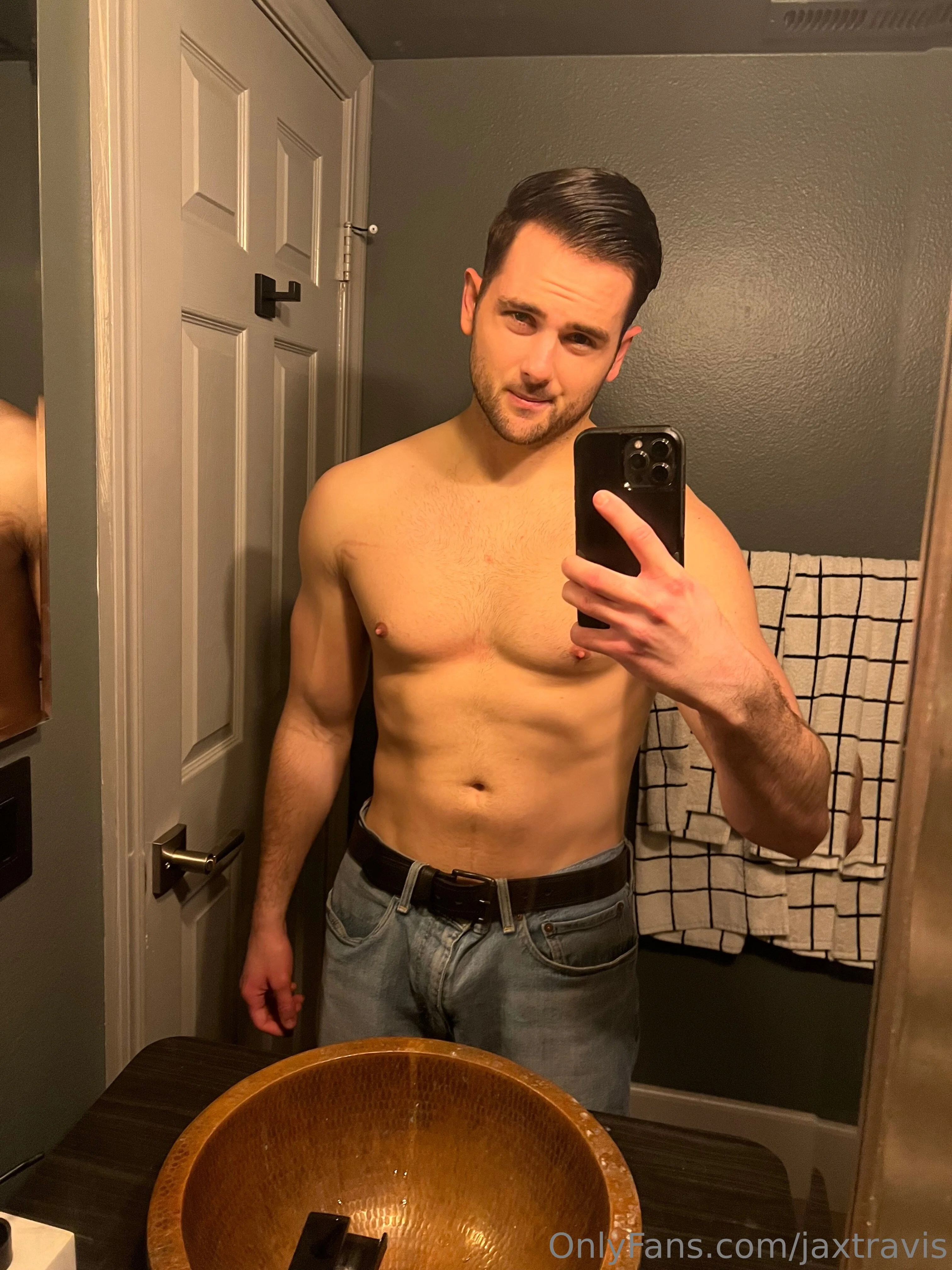 Jax Travis @jaxtravis eporner