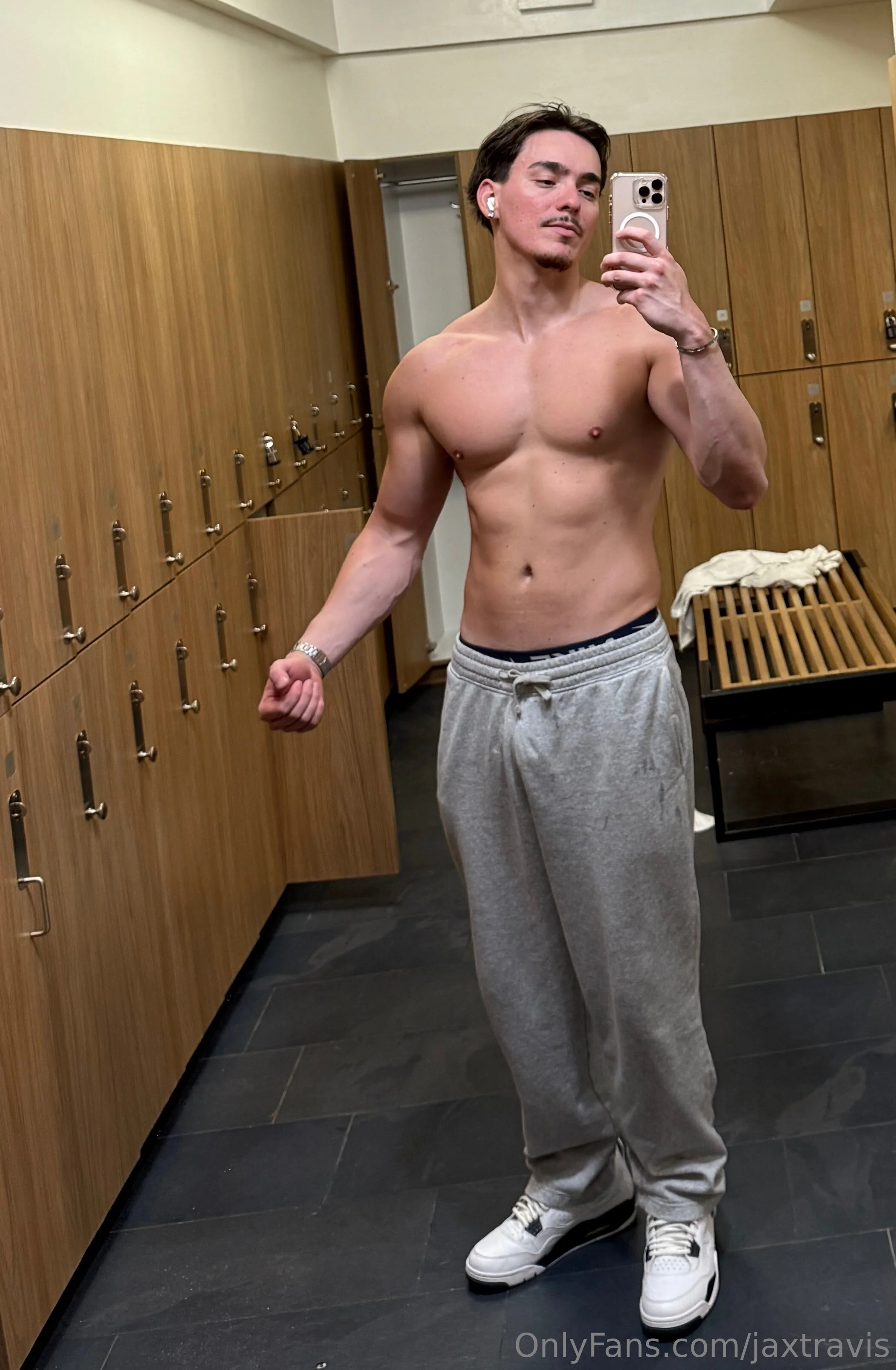 Jax Travis @jaxtravis police