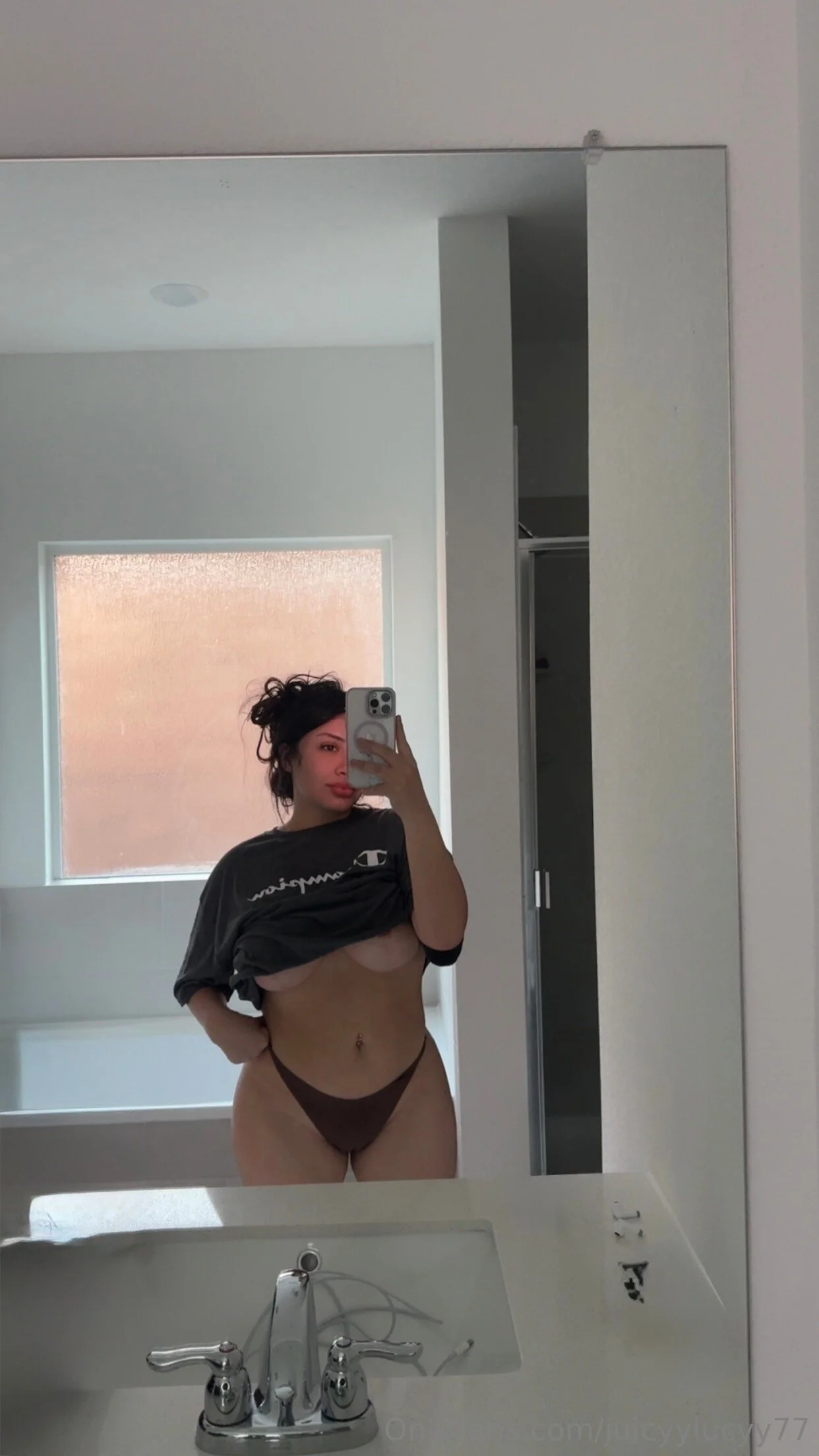 JuicyyLucyy nude Photo /  Porn - Photo #6