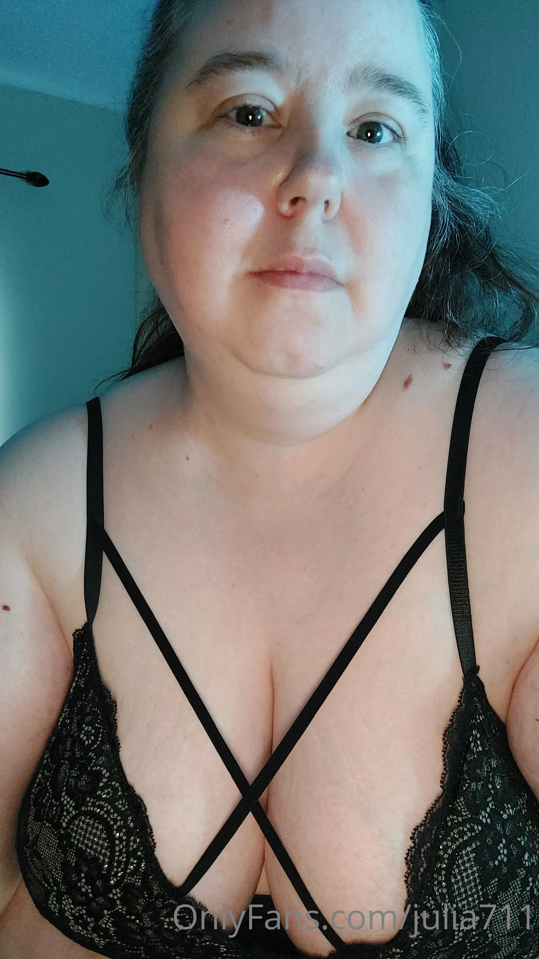 Julia nude Photo /  Porn - Photo #5