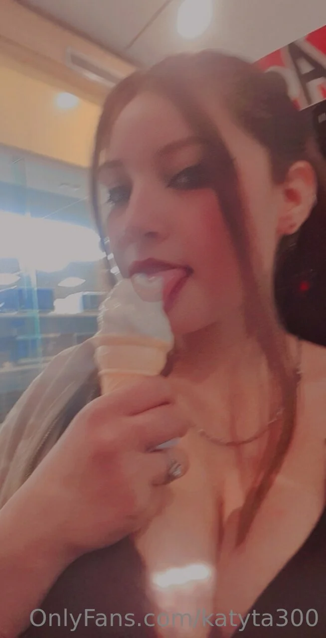 Katyta20 @katyta300 ms.