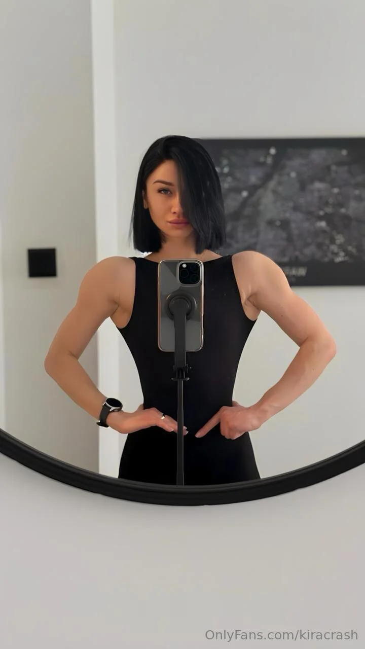 Kira💋 @kiracrash nkaed