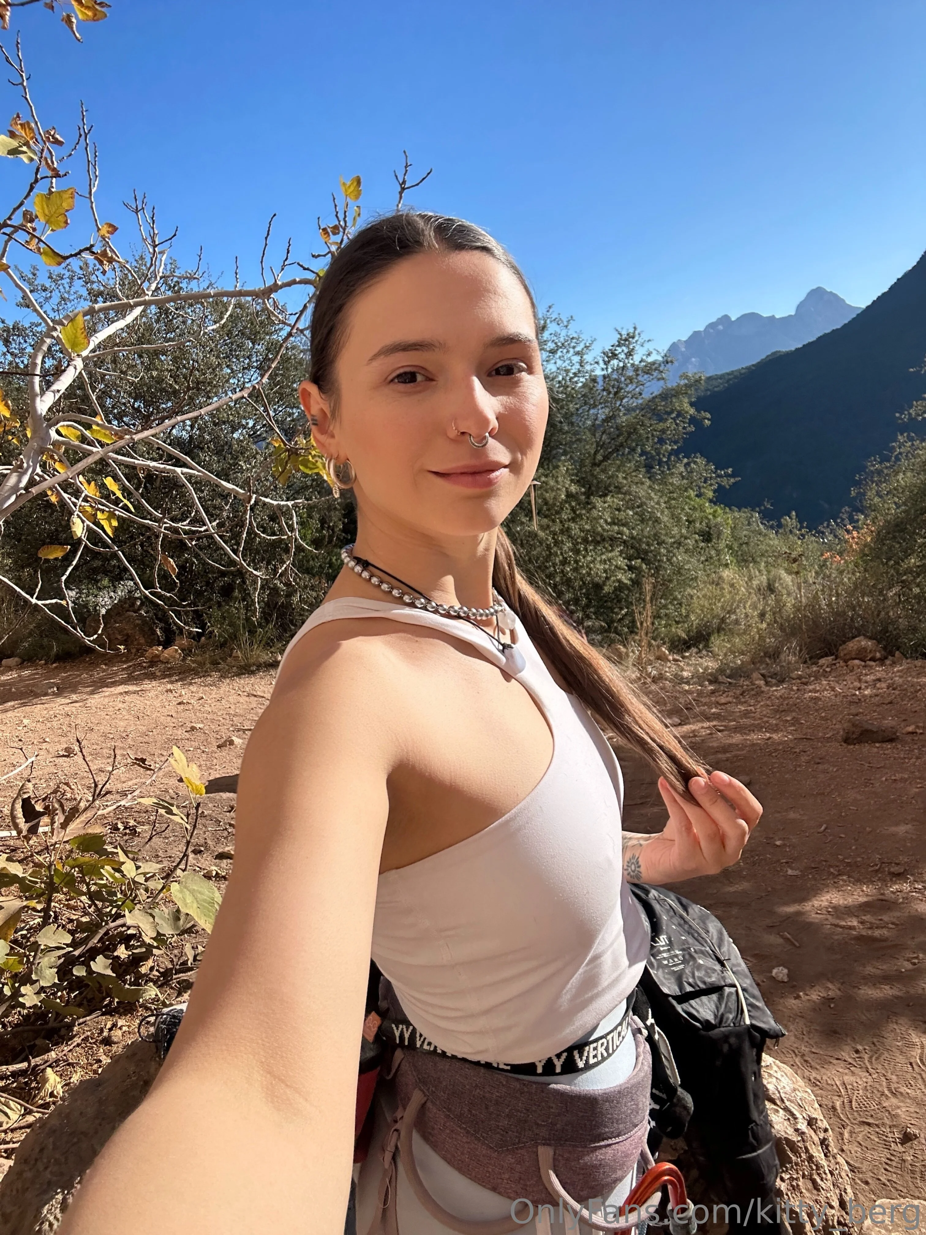 Kitty Berg 🏔climber @kitty_berg cintroversy