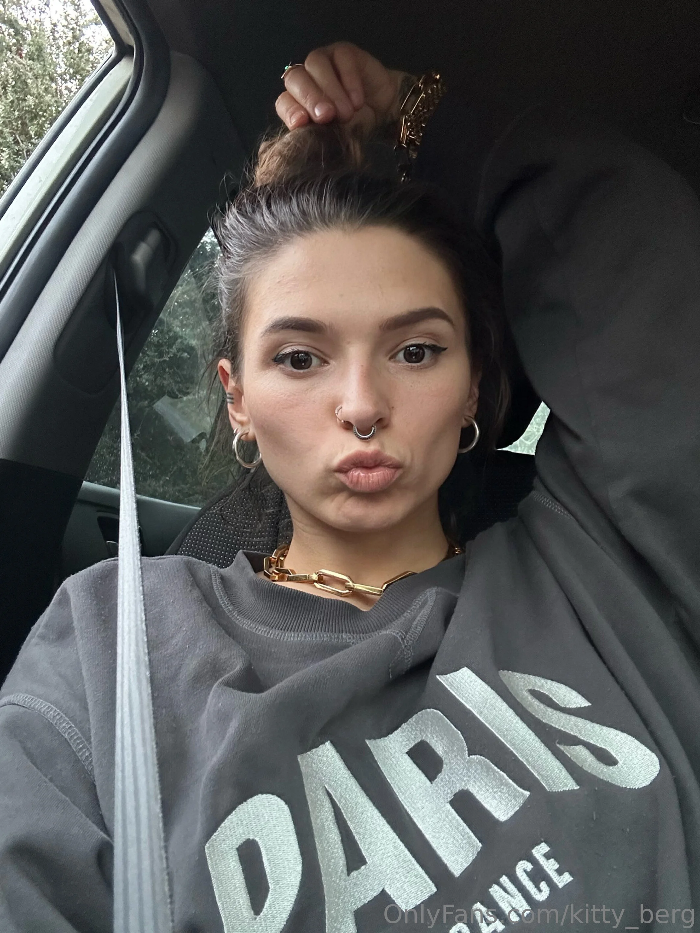 Kitty Berg 🏔climber nude Photo /  Porn - Photo #14