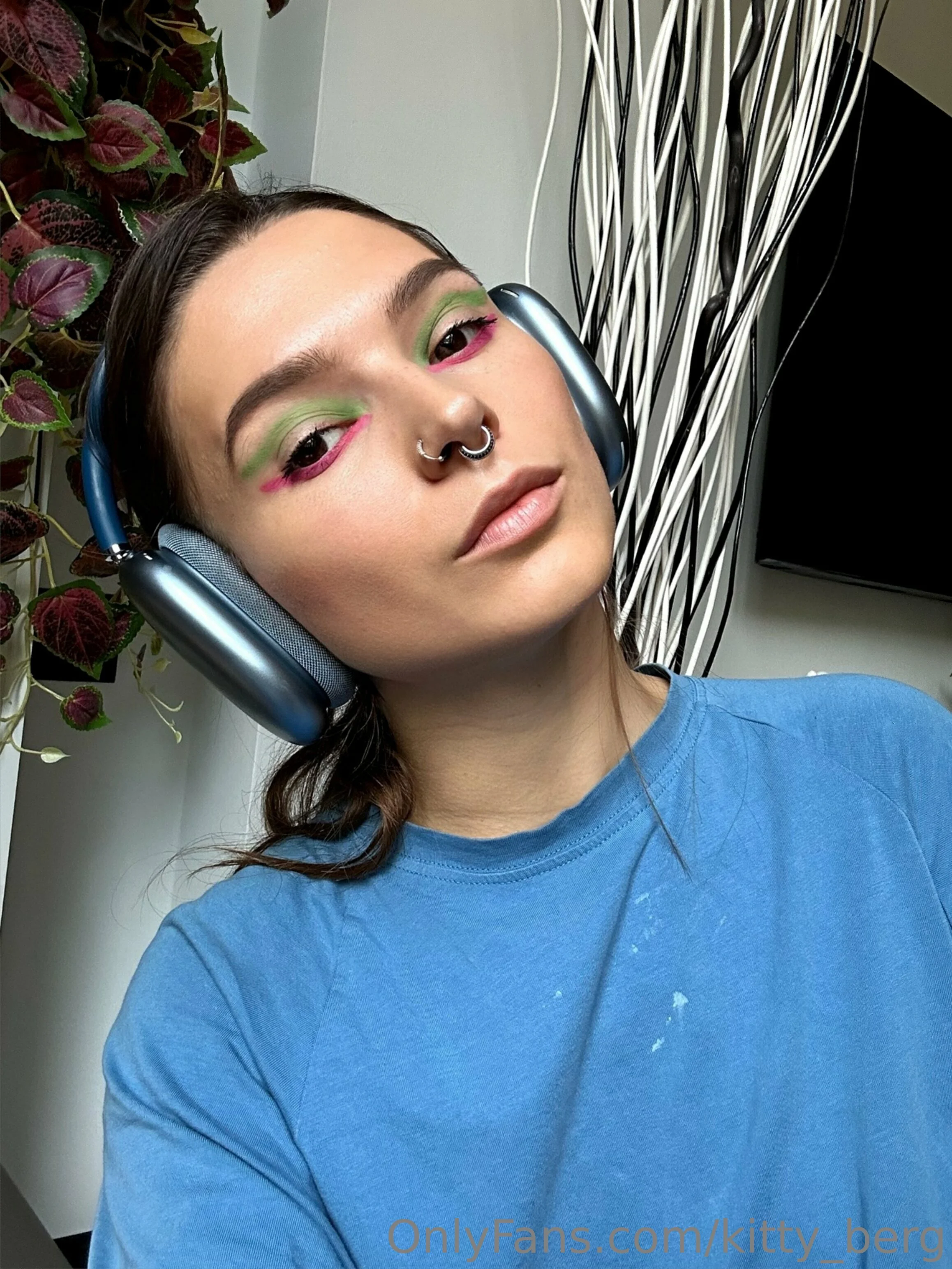 Kitty Berg 🏔climber nude Photo /  Porn - Photo #5