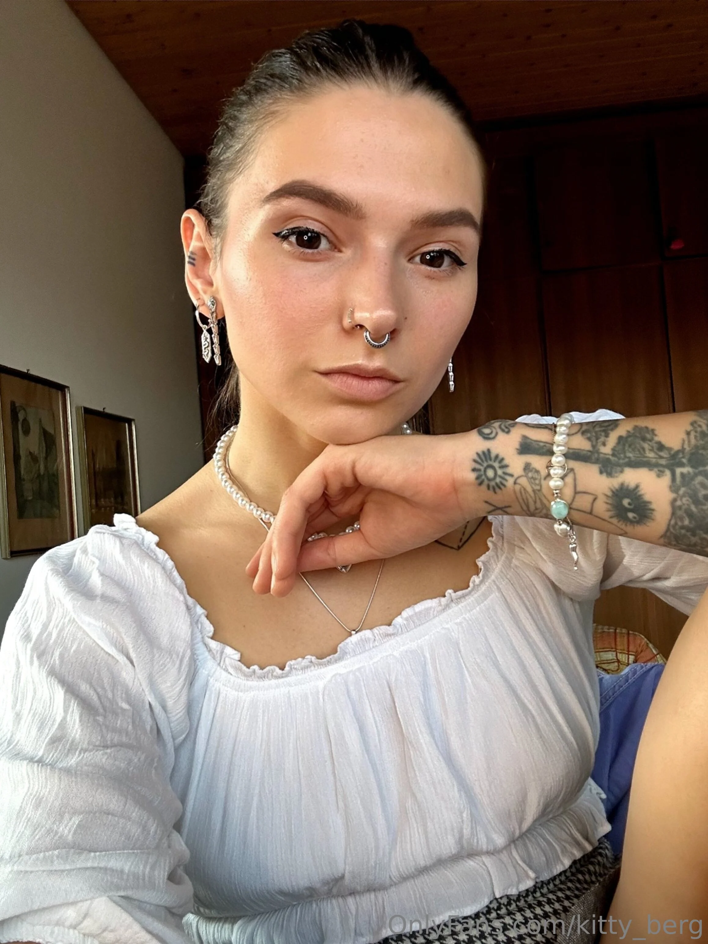 Kitty Berg 🏔climber nude Photo /  Porn - Photo #4