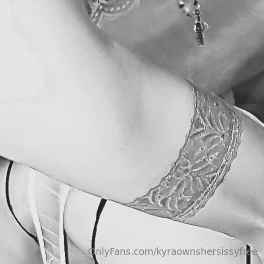 Kyra owns her Sissy /FREE nude Photo /  Porn - Photo #15