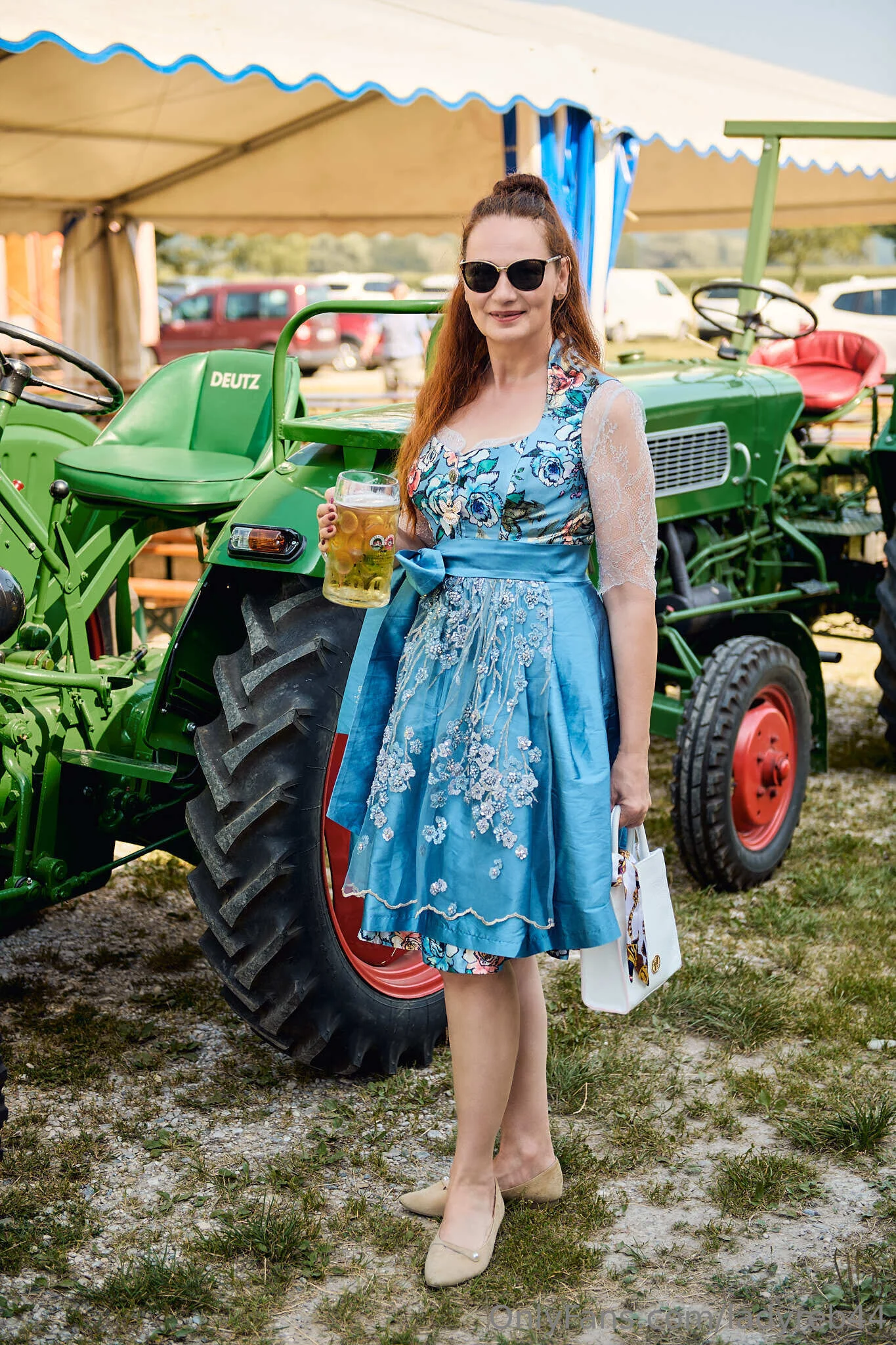 LadyReb44 ad for american eagle