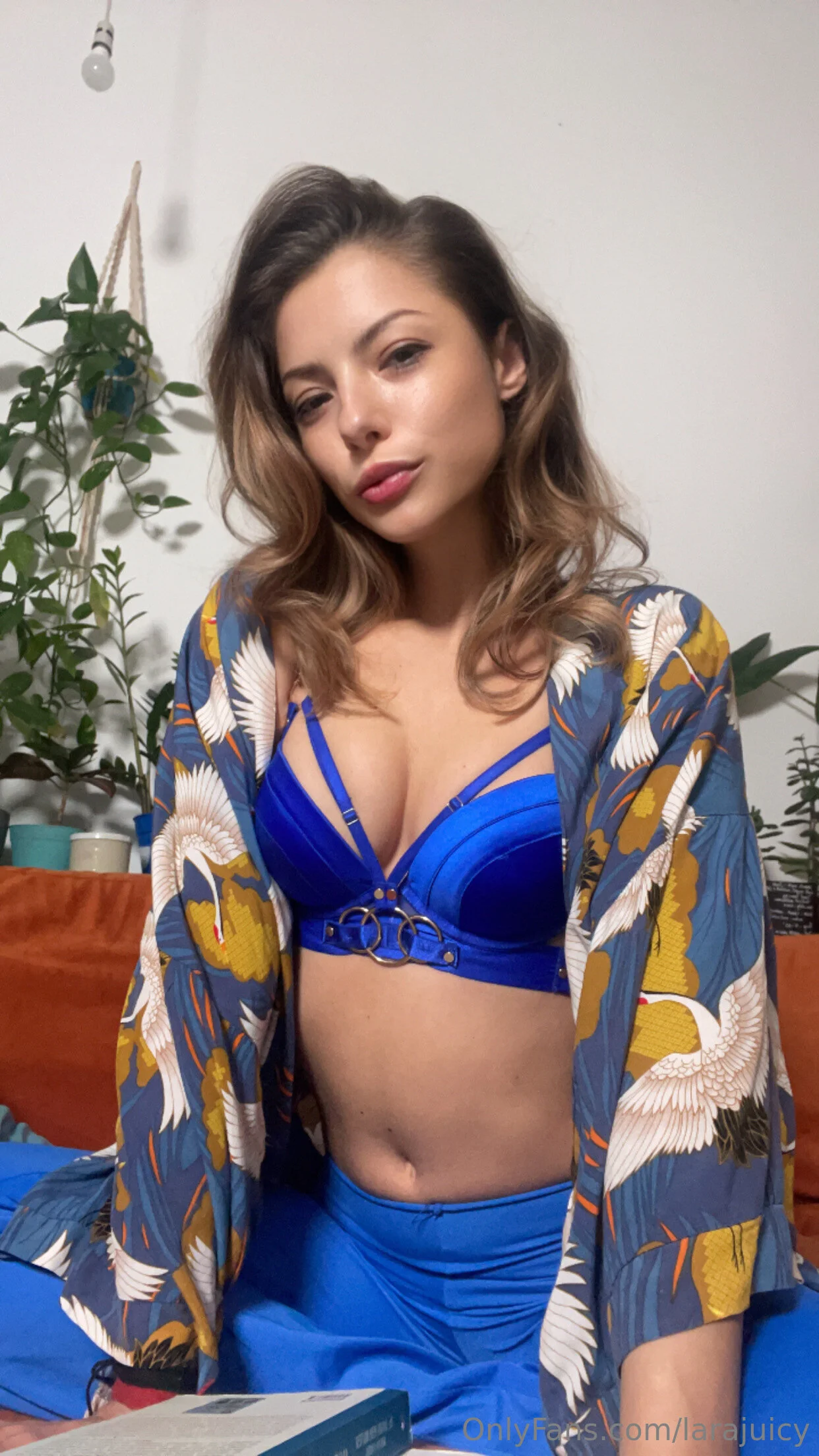 LaraJuicy 🌹 @larajuicy dr swuatch