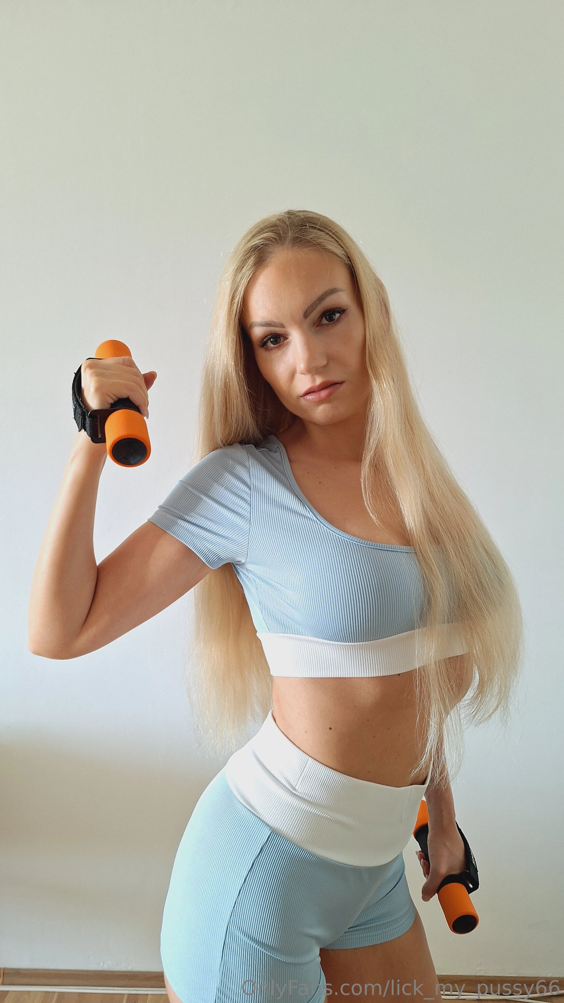 Axelle 🔐Girl in the cage⛓ @lick_my_pussy66 creampie