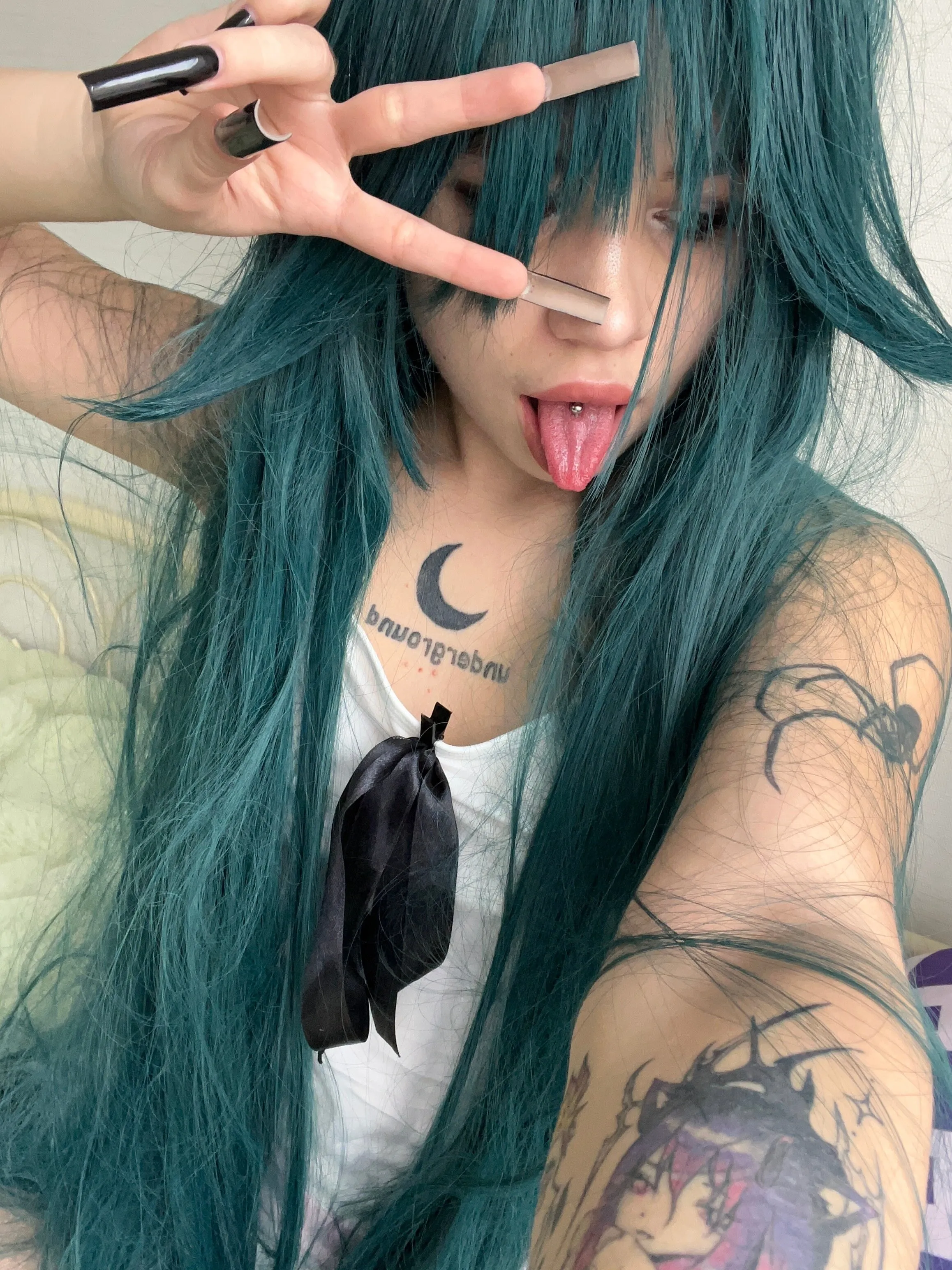 Liki ❤ @liki_blu erothots