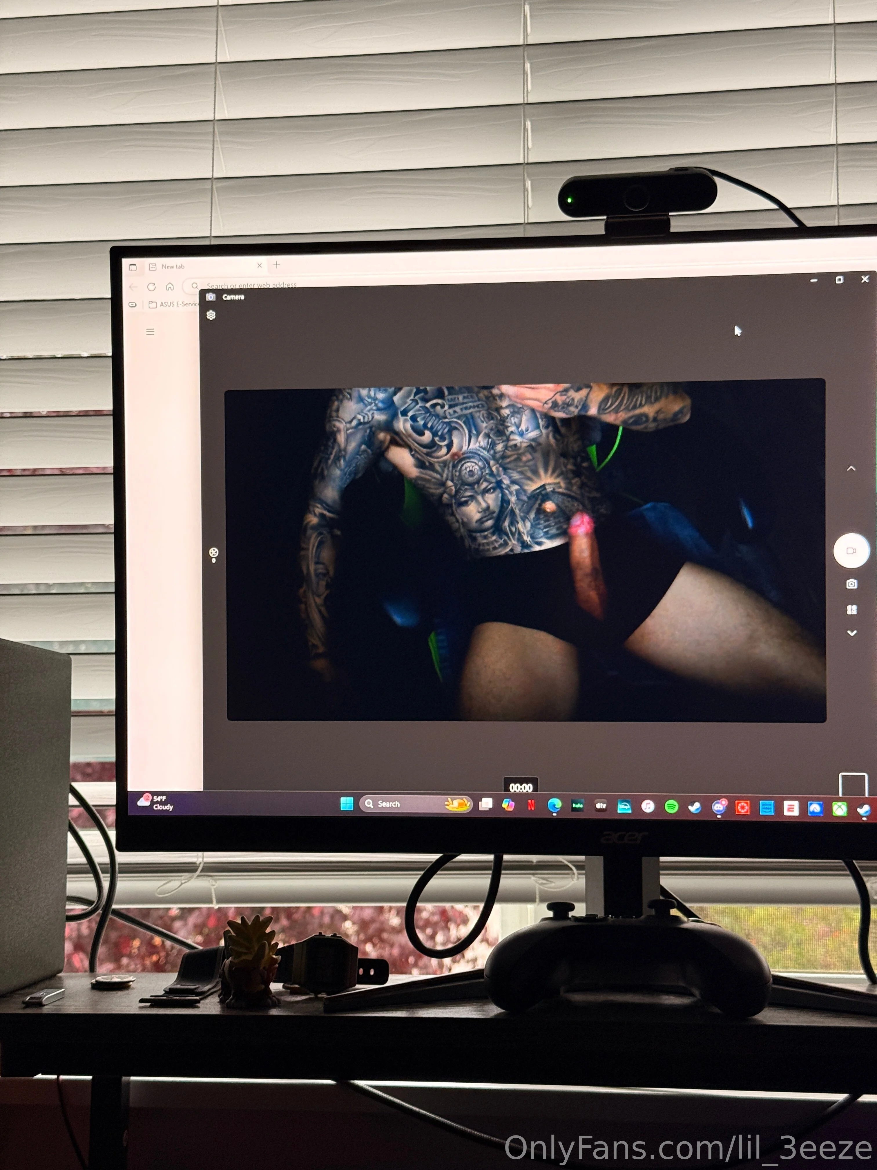 Lil E nude Photo / lil_3eeze Porn - Photo #1